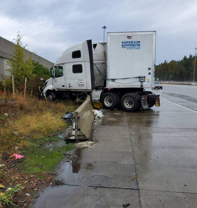 Spill Recovery for Jack-Knifed Semi Truck & Trailer